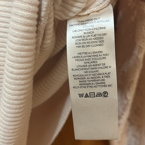 Anthropologie top with lace sleeves - Picture 4 of 5